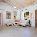Villa Unalome Seafront Luxury