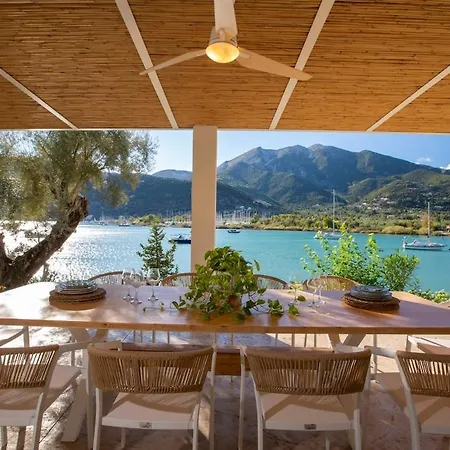 Unalome Seafront Luxury * Γένι
