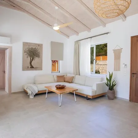 Βίλα Unalome Seafront Luxury